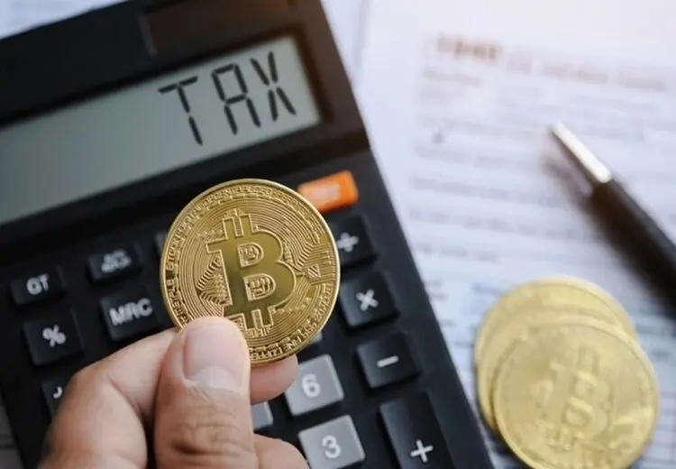 کاهش قیمت بیت‌کوین/ احتمال سقوط بیشتر وجود دارد؟