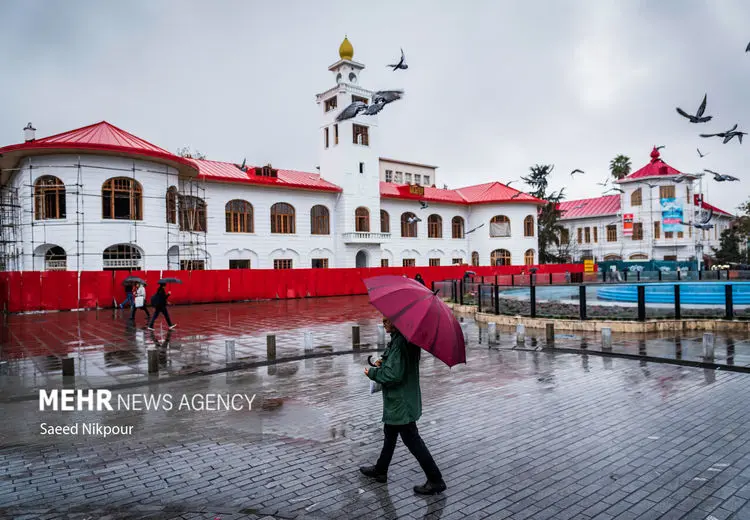 کاهش دما و بارش‌های رگباری در راه تهران