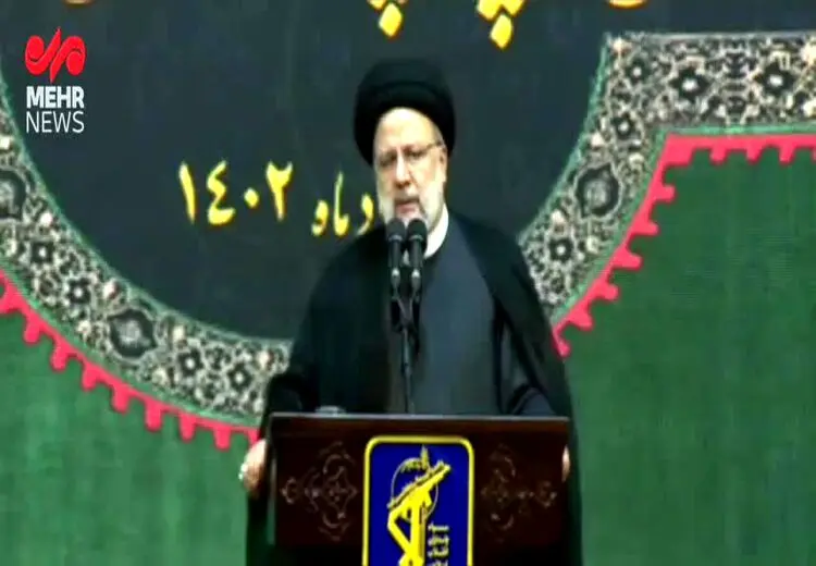 رییسی: برخی می‌گفتند اگر ما بر سر کار بیاییم سایه جنگ را از سر کشور دور خواهیم کرد، در حالیکه سپاه سایه جنگ را دور کرد