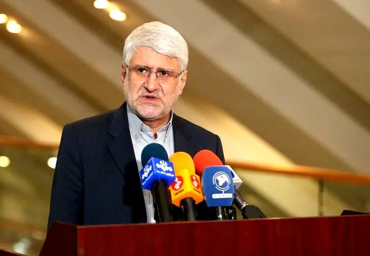 نماینده مجلس خطاب به رییسی: تغییر تیم اقتصادی ضروری است