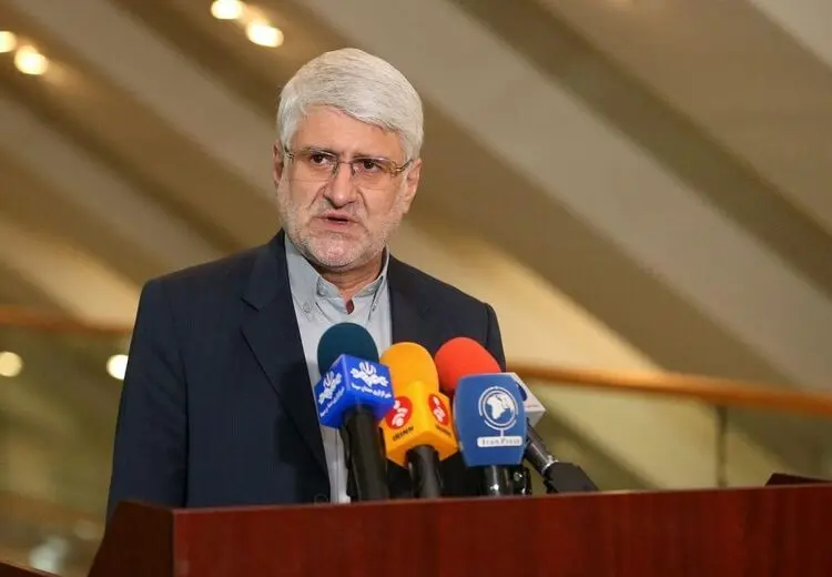 نماینده مجلس خطاب به رییسی: تغییر تیم اقتصادی ضروری است