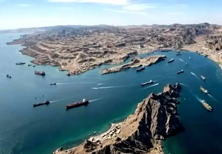 ادعای سنتکام درباره عملیات در تنگه هرمز