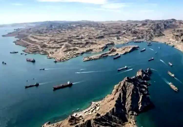 ادعای سنتکام درباره عملیات در تنگه هرمز