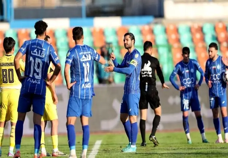 بازگشت مدافع مغضوب به تمرینات استقلال