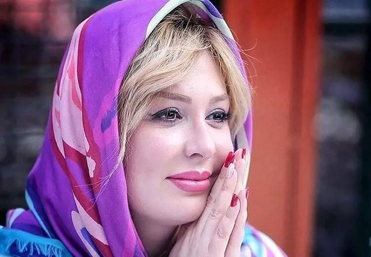 واکنش به انتقادها از او بابت تـبلیغ کوروش کمپانی