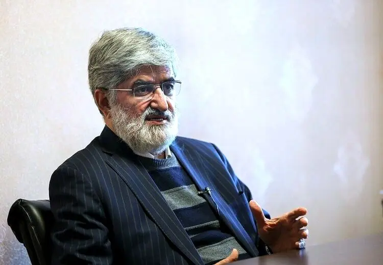 علی مطهری: حالا که هم خانم‌ها هر طور بخواهند بیرون می‌آیند و هم مشروبات الکلی پیدا می‌شوند، چه بهانه ‌ای برای اعتراض دارند؟
