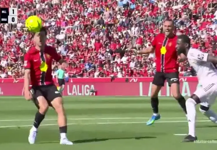 شکست رئال مادرید به کام بارسلونا / فیلم