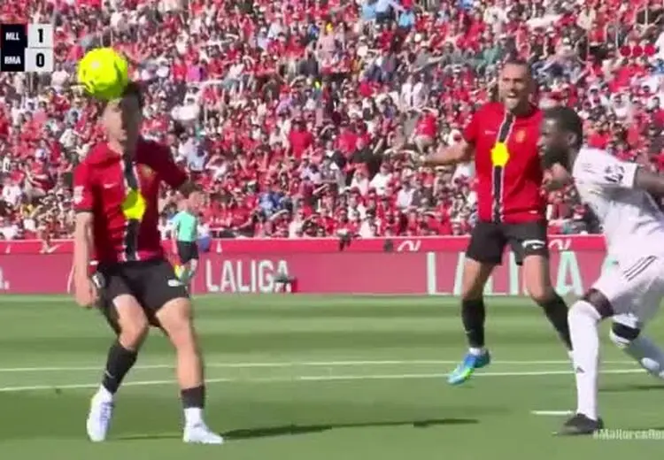 شکست رئال مادرید به کام بارسلونا / فیلم