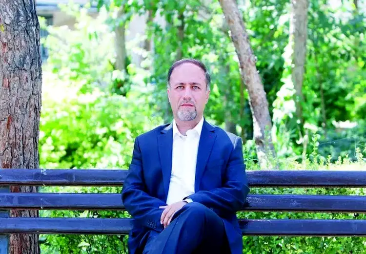 حزب اللهی های قدیمی خون دل می خورند