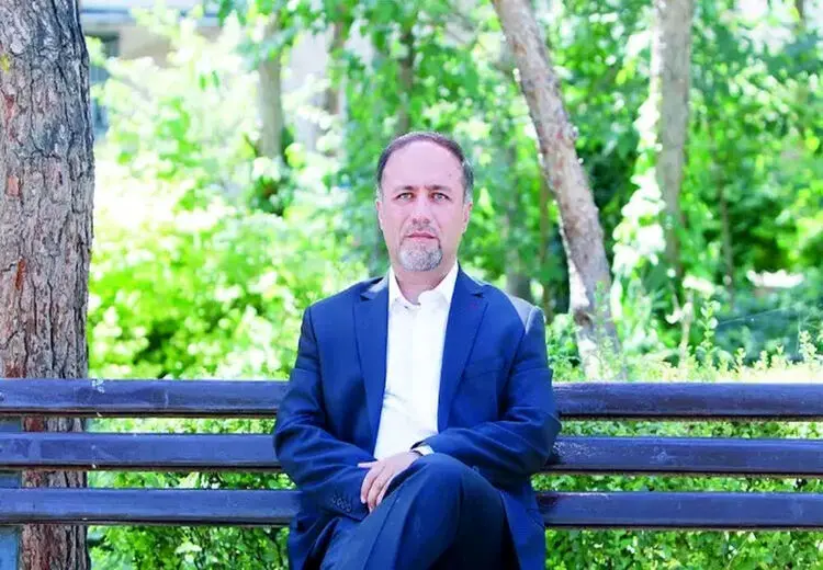 حزب اللهی های قدیمی خون دل می خورند