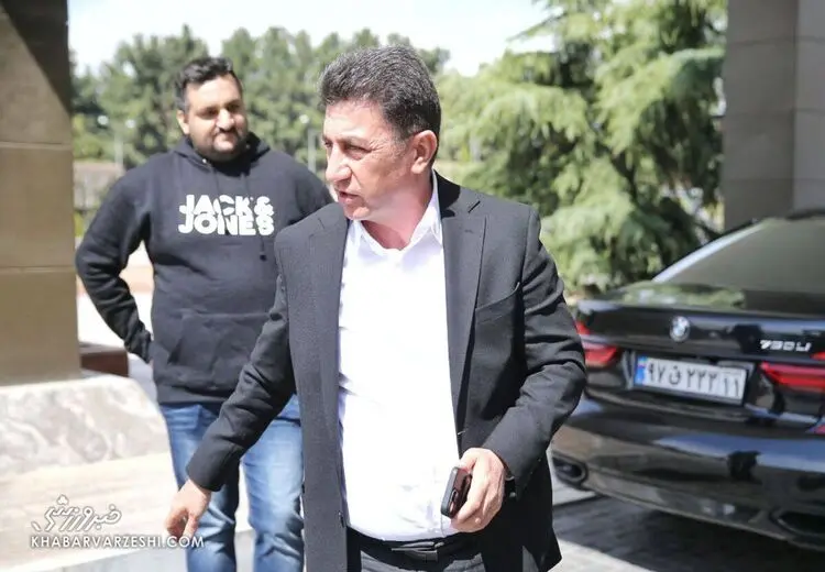 پیگیری قلعه‌نویی از وضعیت اسطوره پرسپولیس