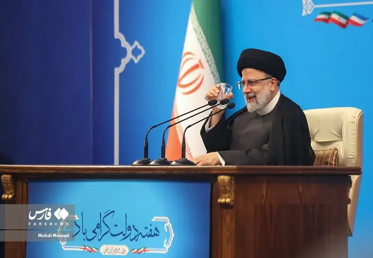 آمار کاملا متناقض رییسی درباره تورم در دو تریبون رسمی! + فیلم