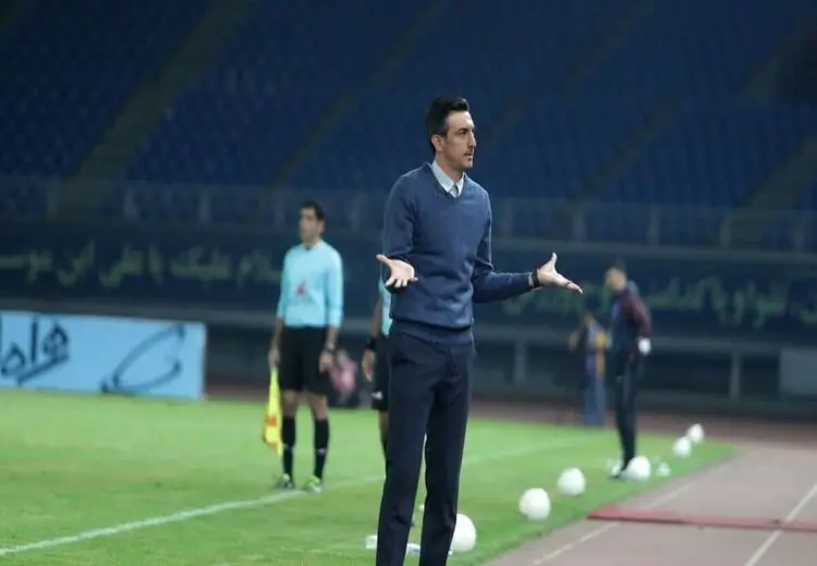 سیدمهدی رحمتی: از سپاهان دو هزار میلیاردی جز اوت دستی ندیدم