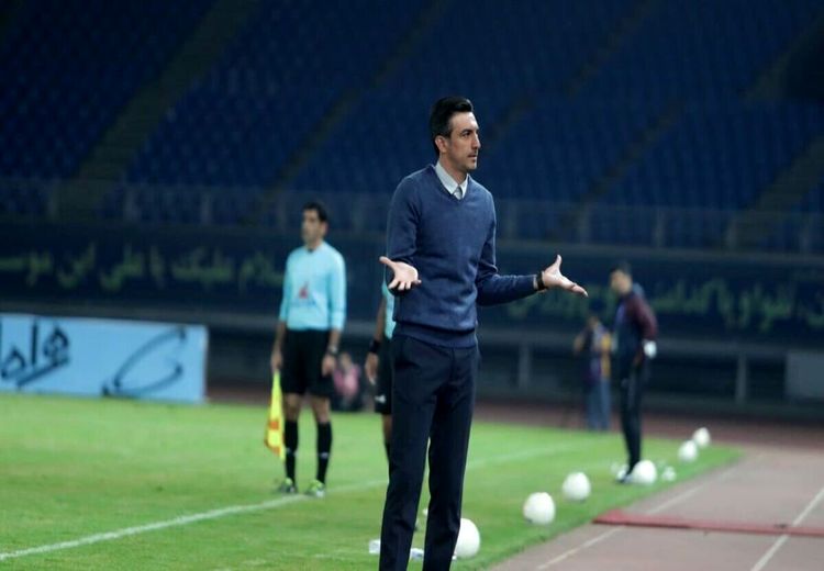 سیدمهدی رحمتی: از سپاهان دو هزار میلیاردی جز اوت دستی ندیدم