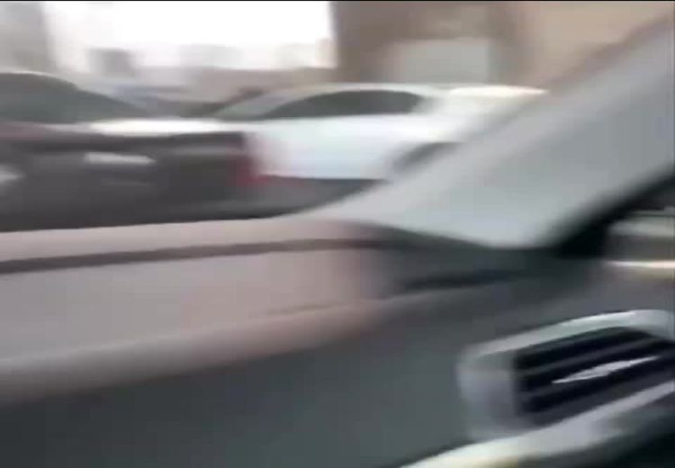 فیلم زورگیری و سرقت مسلحانه در اتوبان صدر تهران!