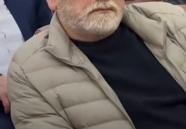 ویدیوی حضور بازیگران ایرانی در مراسم ختم پدر مهرداد صدیقیان