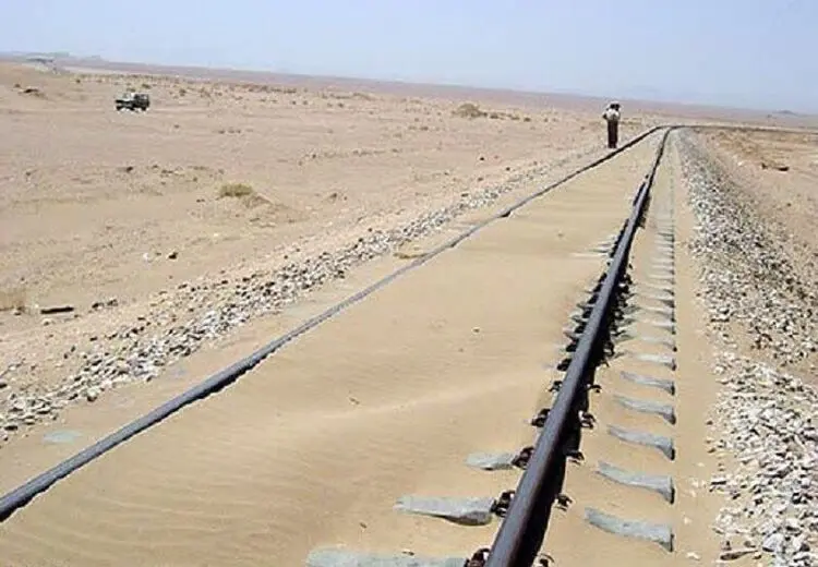 طوفان قطار مسافربری مشهد - سرخس را متوقف کرد!