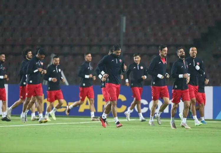 رضایت پرسپولیس از چمن مصنوعی  
