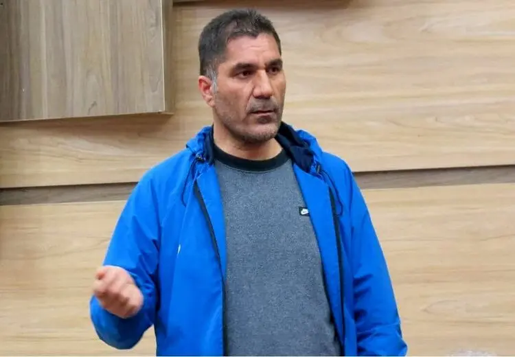 اینکه پرسپولیس گلر ذخیره ندارد مضحک است
