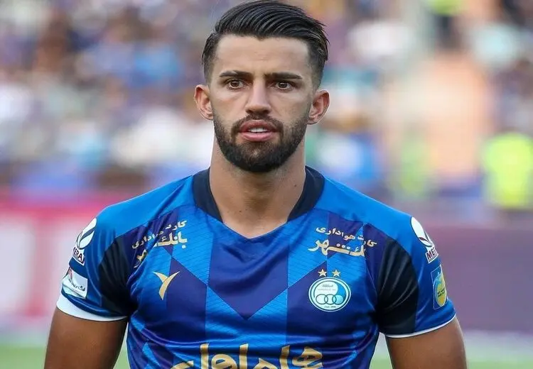 پیشنهاد ۴۰ میلیاردی یک تیم لیگ برتری به هافبک استقلال!