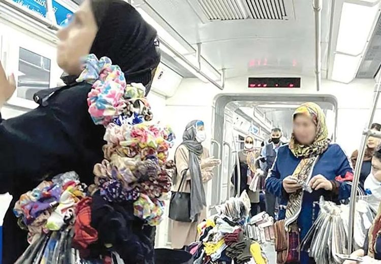 دستفروشان مترو شناسنامه دار شدند / بیش از 50 درصد مردم با حضور دستفروشها مشکلی ندارند