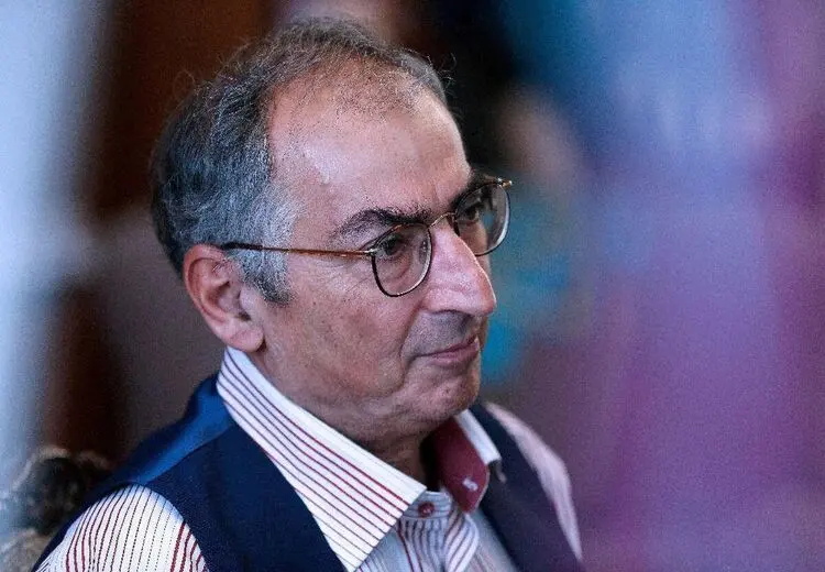 زیباکلام: بالاخره فهمیدیم دانشگاه اسلامی و انقلاب فرهنگی یعنی چه!