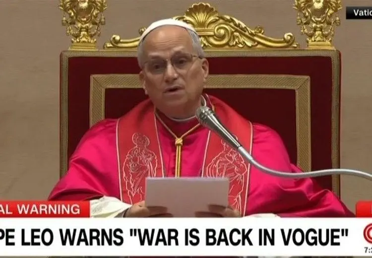 پاپ نسبت به باب شدن جنگ در جهان هشدار داد