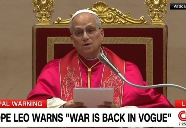 پاپ نسبت به باب شدن جنگ در جهان هشدار داد