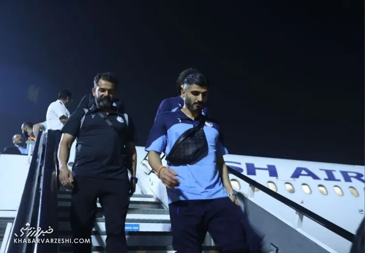 کاروان استقلال به دوبی رسید