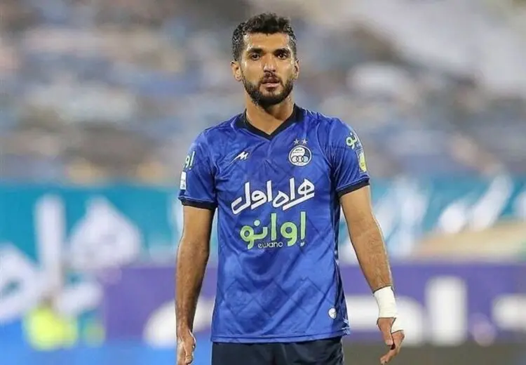 عصبانیت شدید زبیر از داور: پدرمان را درآوردی!