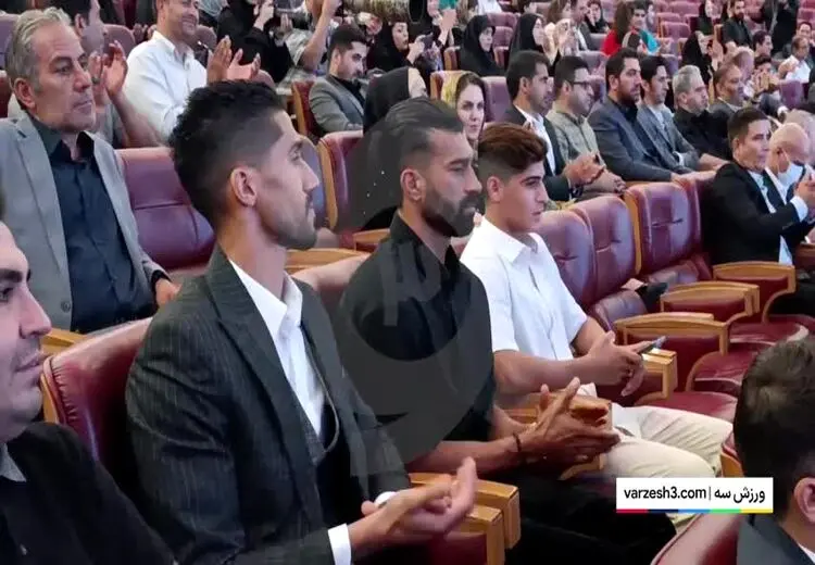 حضور حسین‌حسینی و رامین‌رضائیان در مراسم‌برترین‌ها