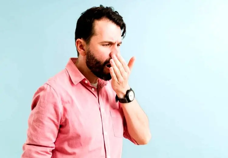 چرا صبح‌ها نفس ما بوی بدی می‌دهد؟