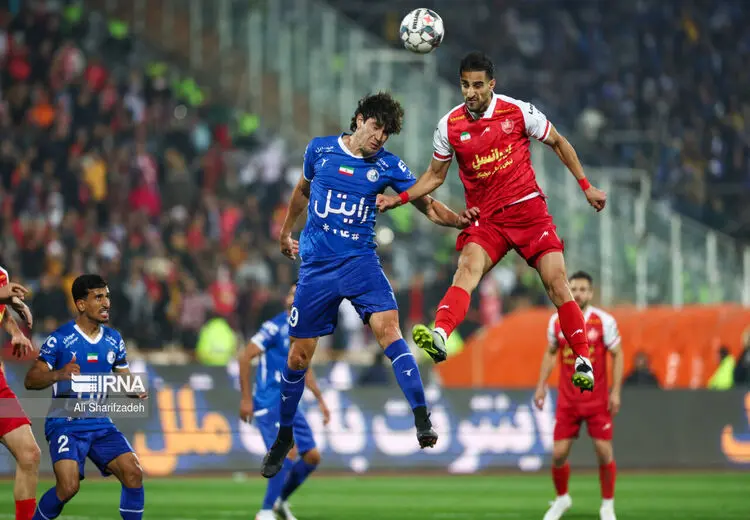 تساوی 1 - 1 پرسپولیس و استقلال در روز پرکار VAR