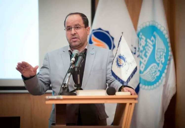 رییس دانشگاه تهران: شاید ۱۰ رشته را حذف کنیم ولی نمی‌توانیم اساتید را بازنشسته یا اخراج کنیم