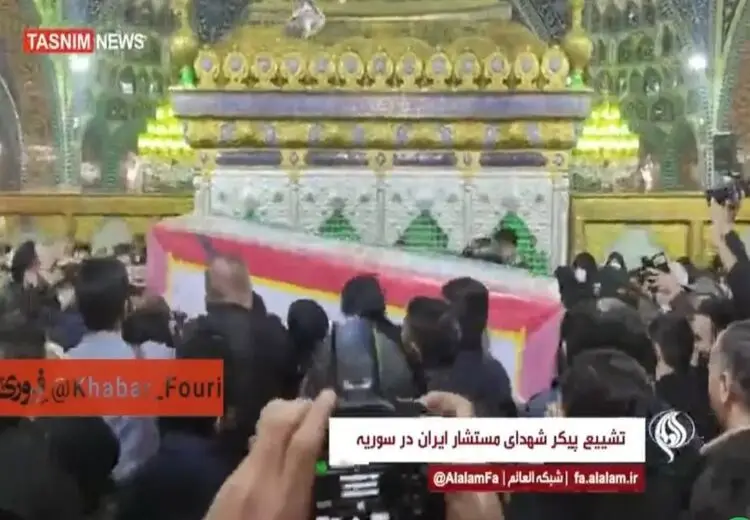 تصویری از تشییع پیکر شهدای مستشاری ایران در حرم حضرت زینب(س)