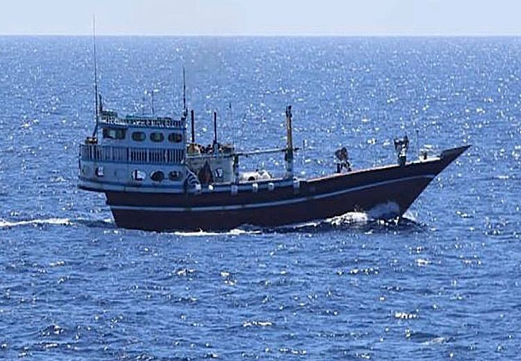 نجات کشتی ایرانی از دست دزدان دریایی توسط نیروی دریایی هند