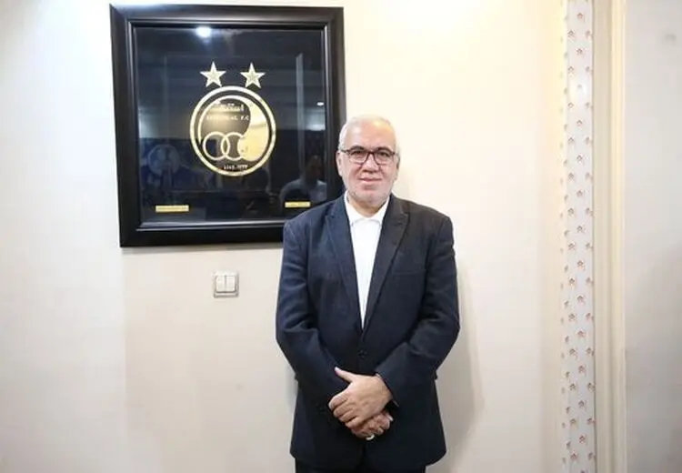 آشتی کنان دو چهره استقلالی در مجلس ختم