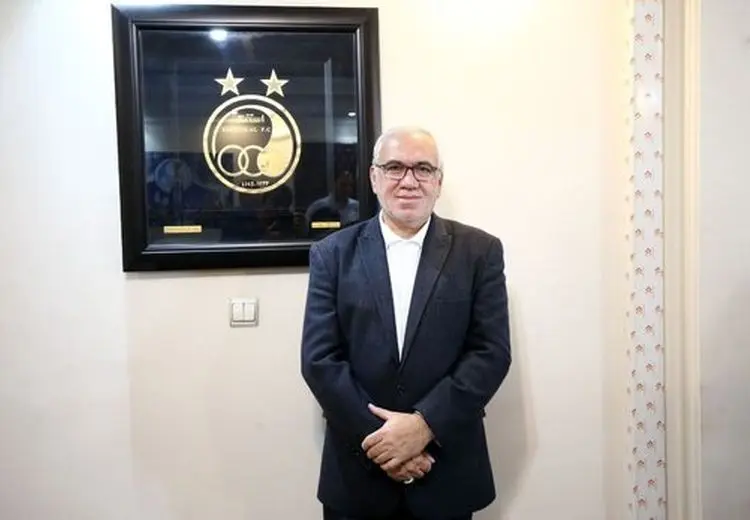 آشتی کنان دو چهره استقلالی در مجلس ختم