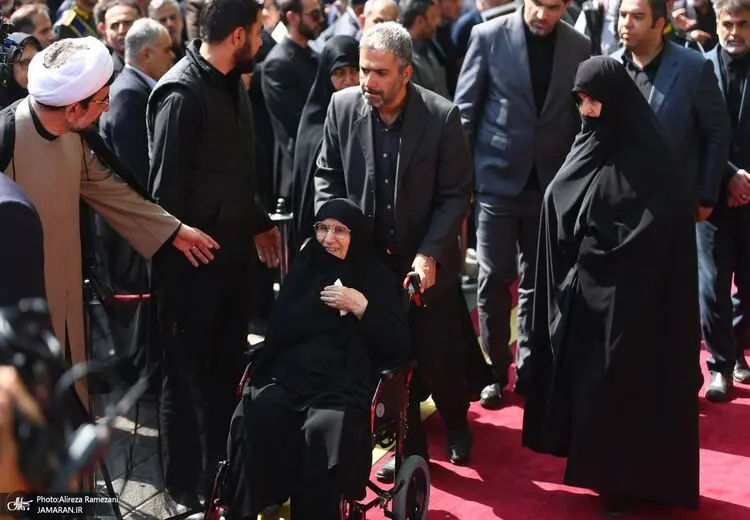 دختر امام خمینی در مراسم تشییع امیرعبداللهیان/ عکس
