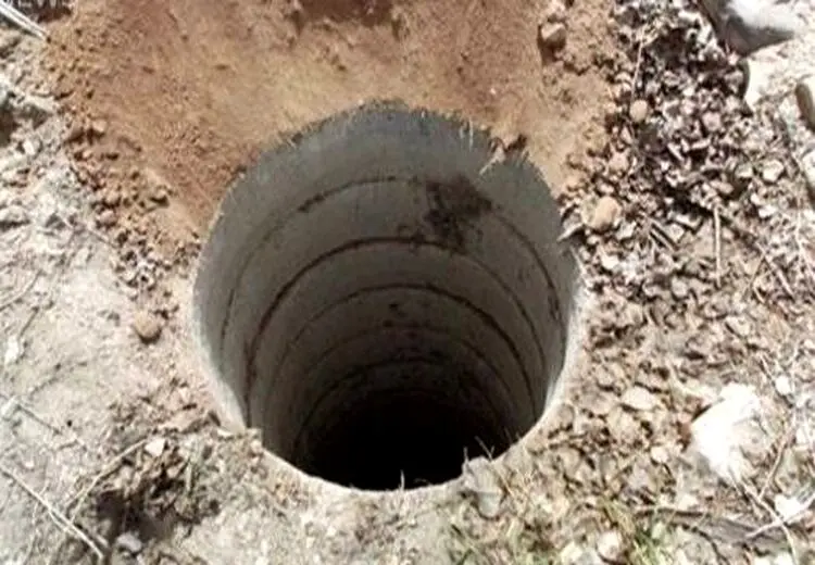 سقوط ۸ عضو یک خانواده کوهدشتی در چاه کشاورزی/ اجساد بیرون آورده شد + فیلم