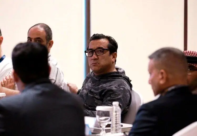 خداداد عزیزی: بازیکنان بحرینی با آرنج به صورت مربی گلرهای تراکتور کوبیدند!