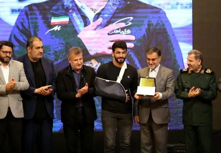 سکوت جنجالی حسن یزدانی در برابر شایعات پس از مراسم تقدیر