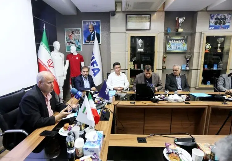 قلعه‌نویی فهرست پنالتی زن‌ها را رو کرد/ ترتیب پنالتی زن ها با دخالت طارمی بهم زده شد