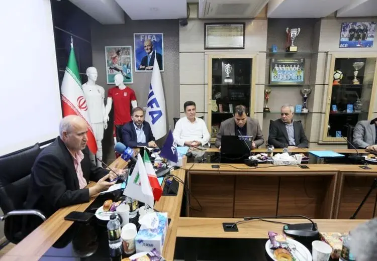 قلعه‌نویی فهرست پنالتی زن‌ها را رو کرد/ ترتیب پنالتی زن ها با دخالت طارمی بهم زده شد