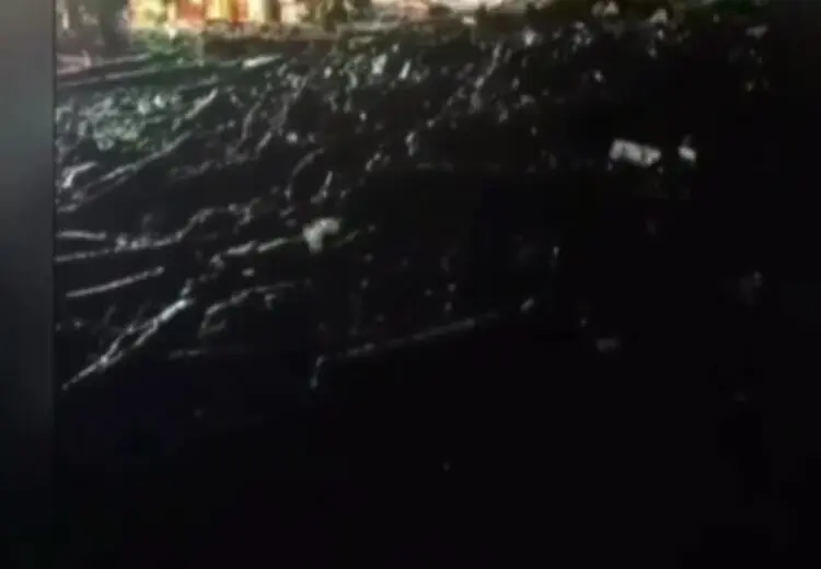 مسدودشدن جاده چالوس بر اثر سیلاب