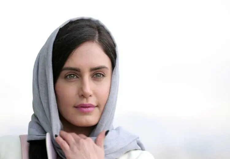 رسانه سپاه خواستار برخورد قضایی با الناز شاکردوست شد