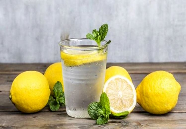 چرا باید لیمو را حتما در رژیم غذایی‌مان قرار دهیم؟