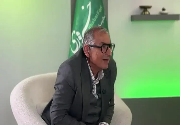 زیباکلام: این نظام اگر سقوط کند ما بیچاره می‌شویم