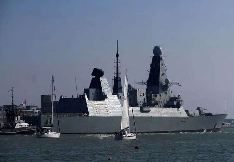 اعتراف به ضعف استراتژیک نیروی دریایی انگلیس در برابر ایران