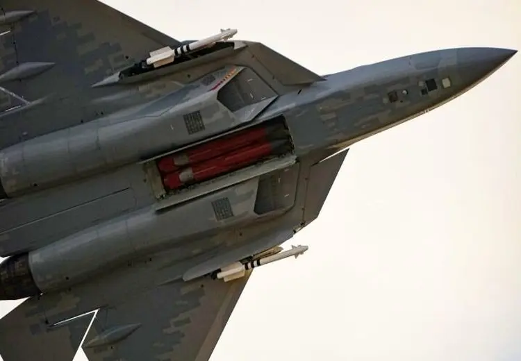 پرواز سوخو۵۷ در همسایگی ایران / اژدهای مسلح کرملین به میدان آمد